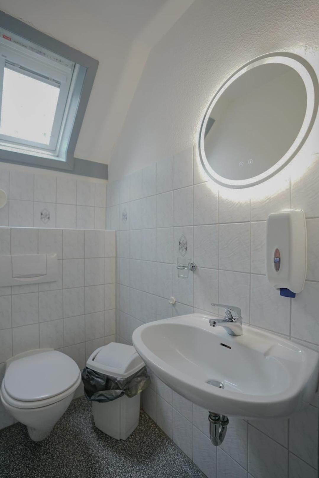 Ferienhaus "Baeren Ecke" Am See Im Bergland 키르하임 외부 사진